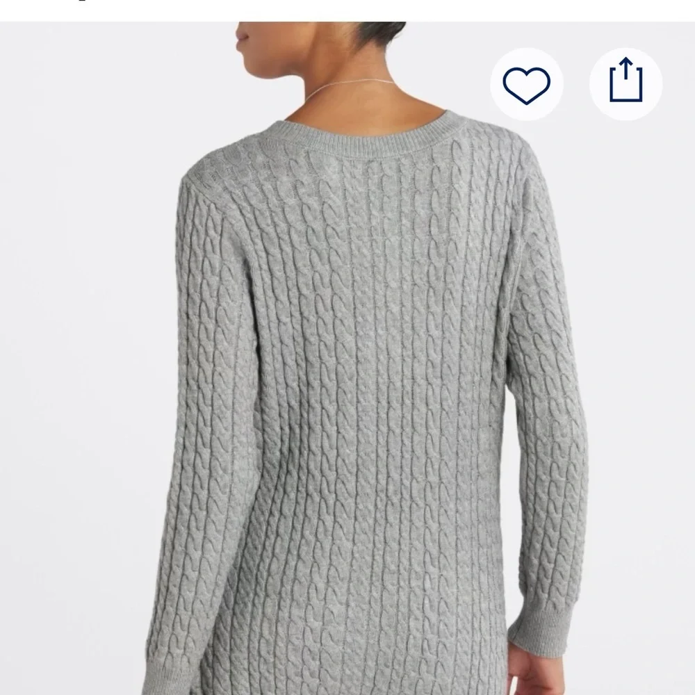 Grey Evolution by Cyrus Aneesa asymmetrical hem sweater.  Women’s size Medium - Picture 6 of 13